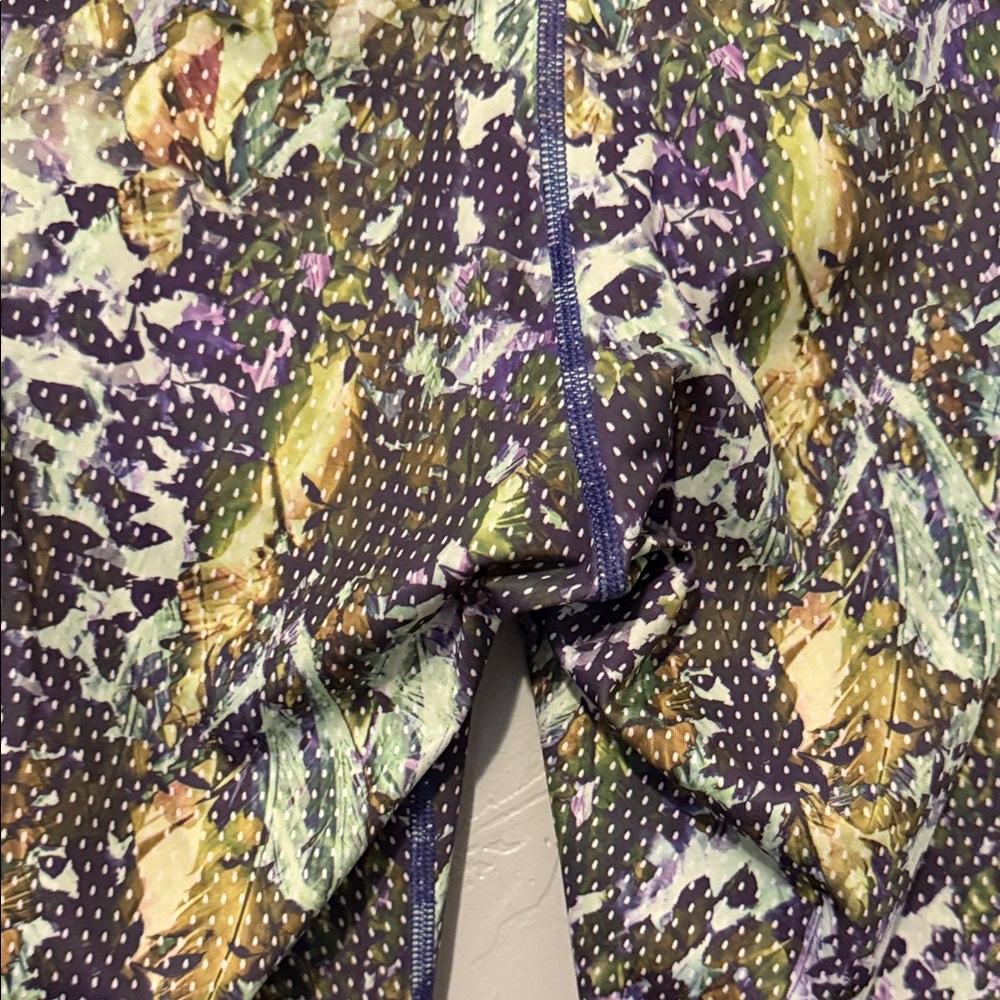 lululemon athletica Multicolor Patterned Leggings 4 - Picture 6 of 8